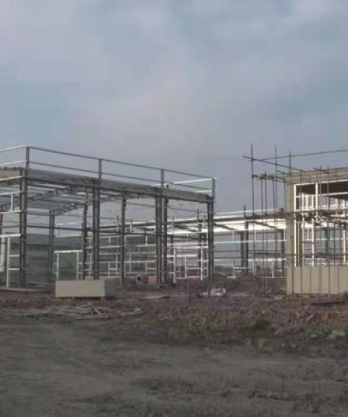 办公楼防水施工挑战与对策解析