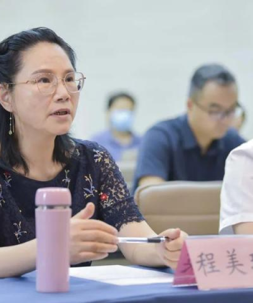 镇江本地新闻头条概览