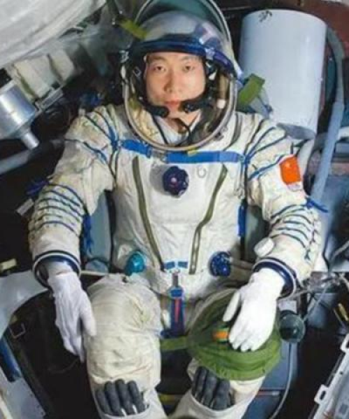 励志语录，宇宙乾坤中的奋斗精神